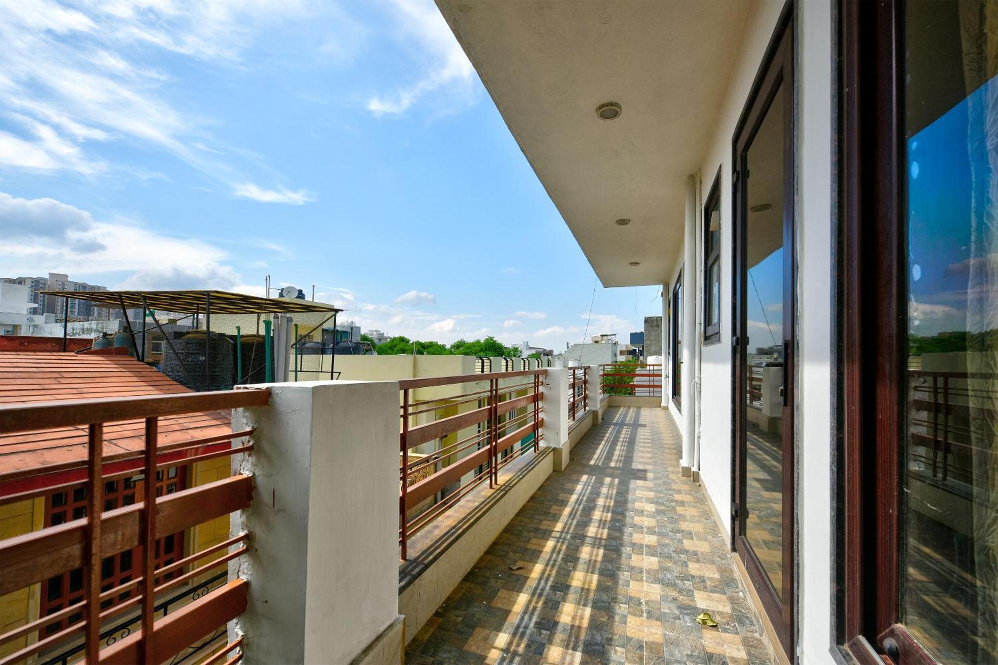 Hotel Leaf 9 Boutique, Near Golf Course Road And Galleria Market Gurgáon Kültér fotó