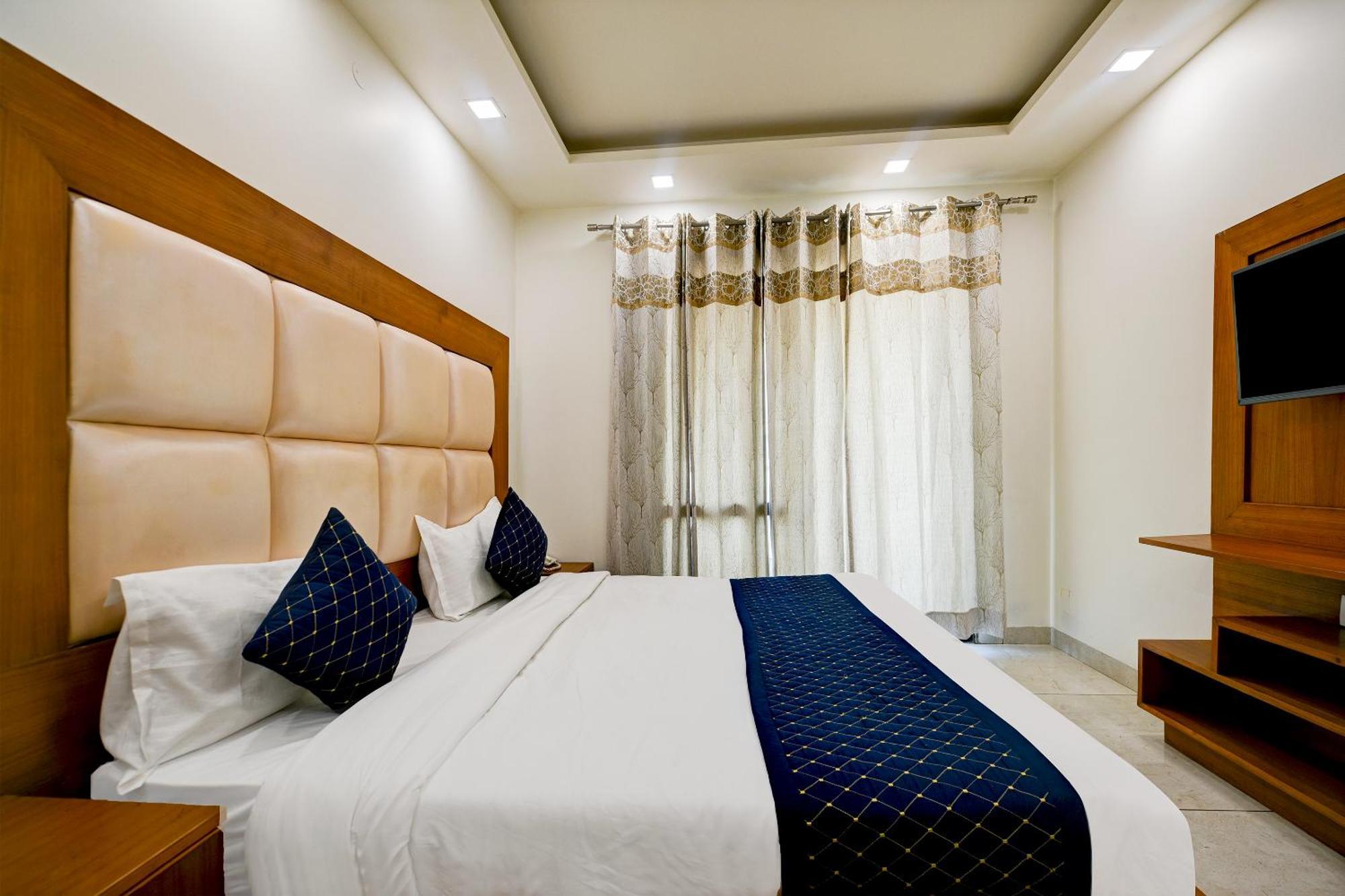 Hotel Leaf 9 Boutique, Near Golf Course Road And Galleria Market Gurgáon Kültér fotó