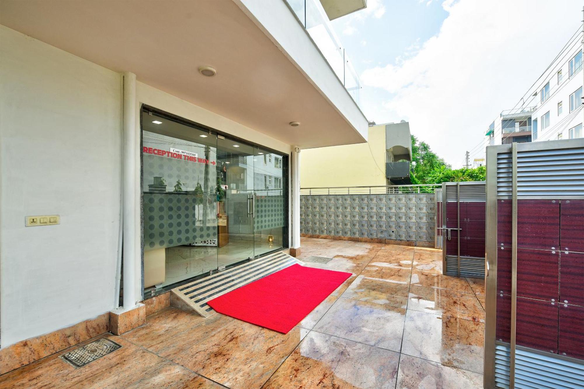 Hotel Leaf 9 Boutique, Near Golf Course Road And Galleria Market Gurgáon Kültér fotó